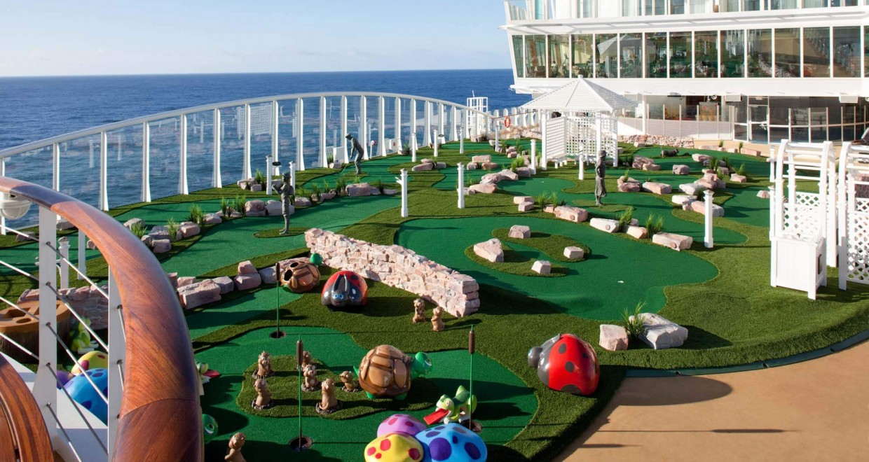 ميني جولف (Mini Golf)